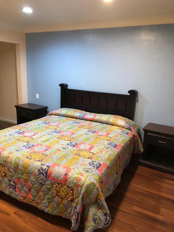 Star Motel Norwalk Esterno foto